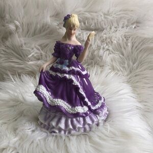 Vintage 1999 secret Treasure lady purple figurine